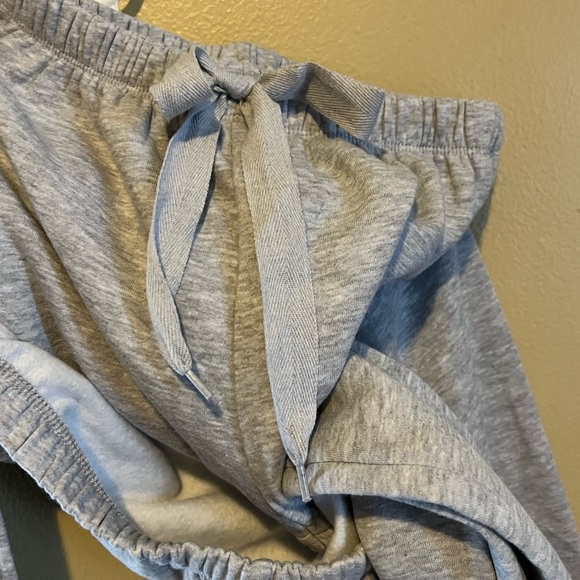 Gray 2 piece - Picture 4 of 6